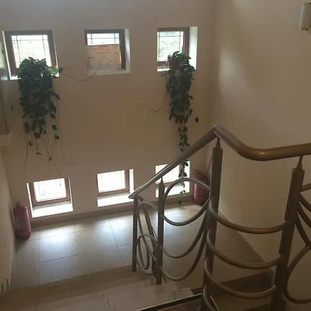 Fiama Otelu Rosu